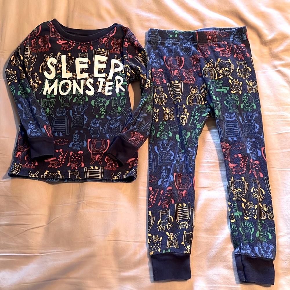 3T Sleep Monster Rainbow colored PJ set